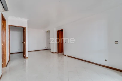 Apartamento T2 para Venda em Quarteira