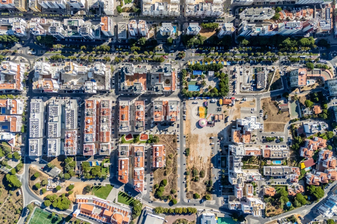 Apartamento T2 para Venda em Quarteira Foto 28