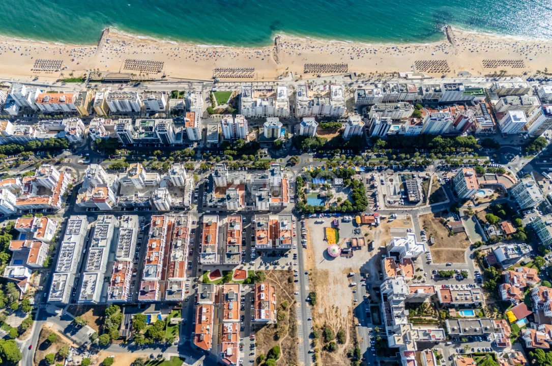 Apartamento T2 para Venda em Quarteira Foto 26