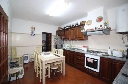 Moradia T3 para Venda em Aguiar
