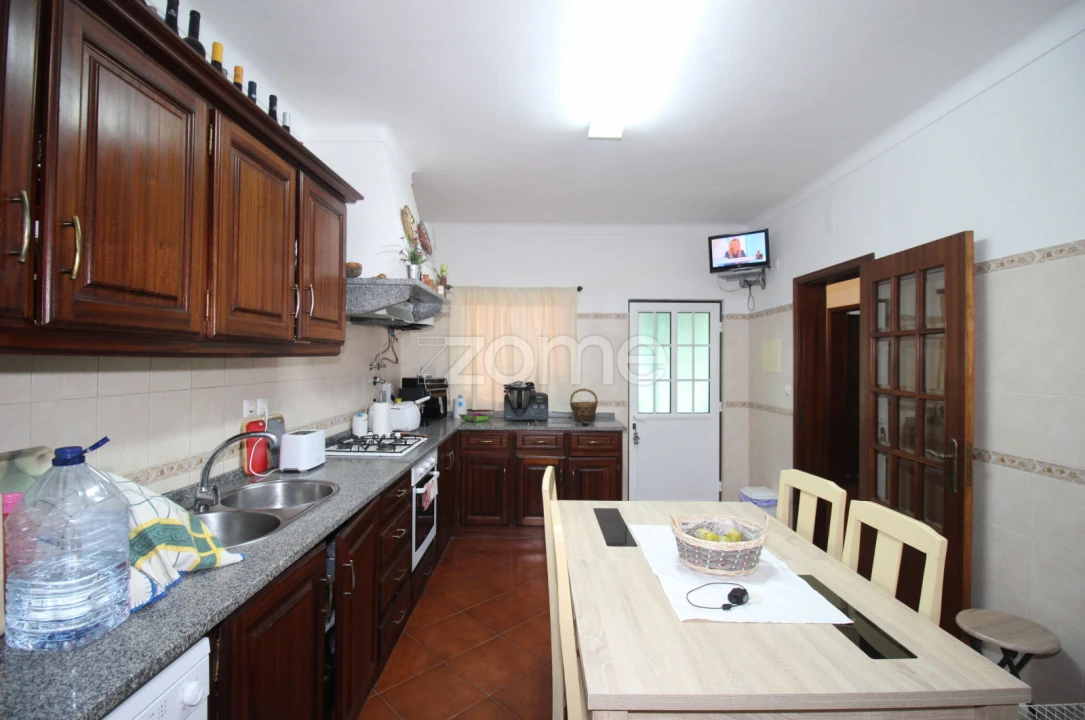 Moradia T3 para Venda em Aguiar Foto 14