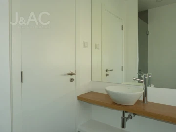 Apartamento T2 para Arrendamento em Cascais e Estoril