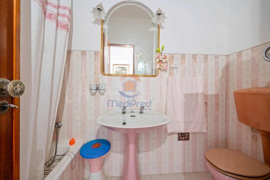 Apartamento T1 para Venda em Almada, Cova da Piedade, Pragal e Cacilhas Foto 19