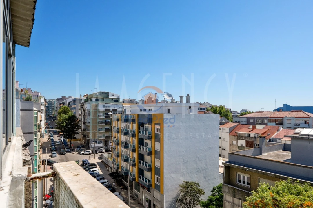 Apartamento T1 para Venda em Almada, Cova da Piedade, Pragal e Cacilhas Foto 21