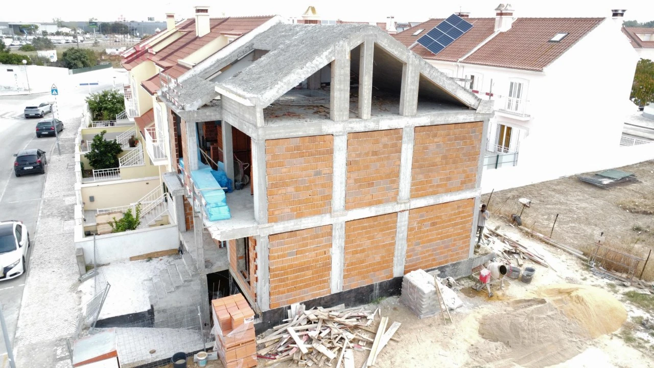 Moradia T3 para Venda em Alcochete Foto 1