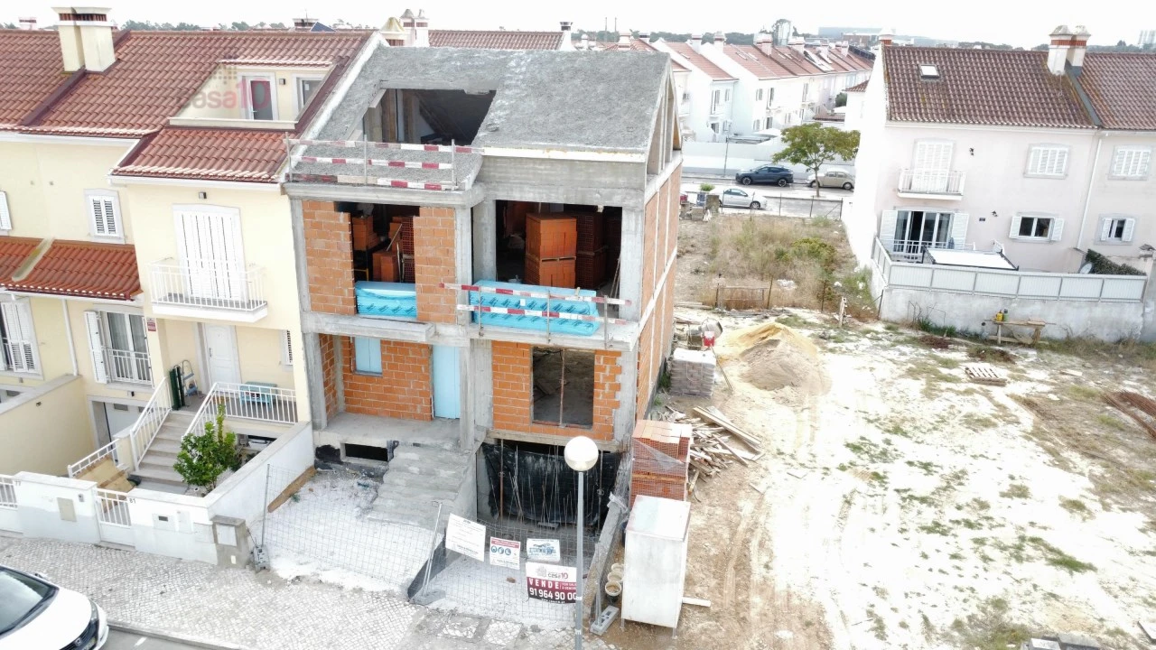 Moradia T3 para Venda em Alcochete Foto 6