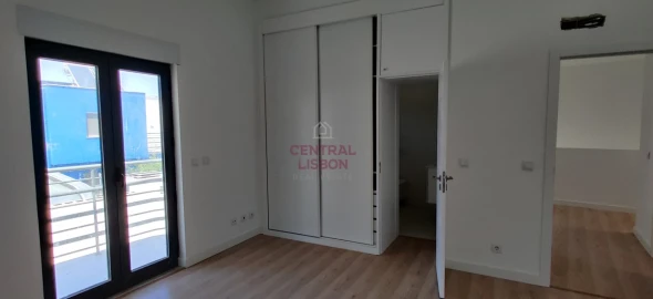 Moradia T5 para Venda em Quinta do Anjo