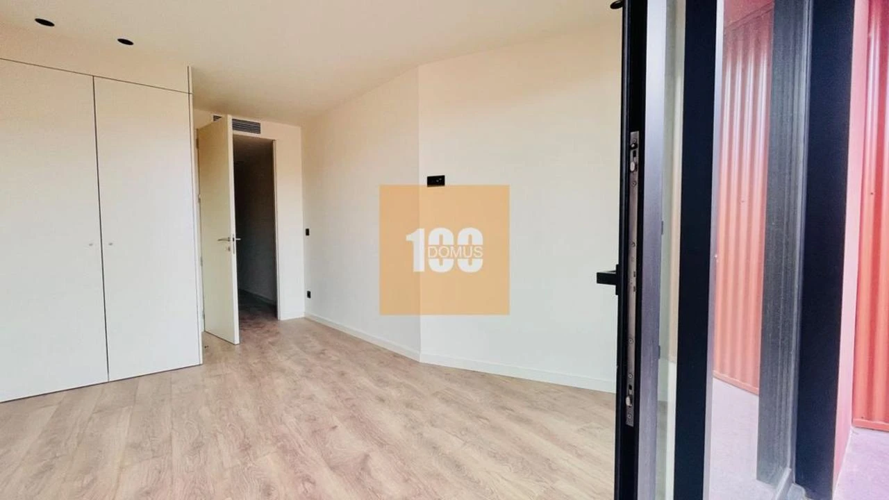 Apartamento T1 para Arrendamento em Bonfim Foto 16