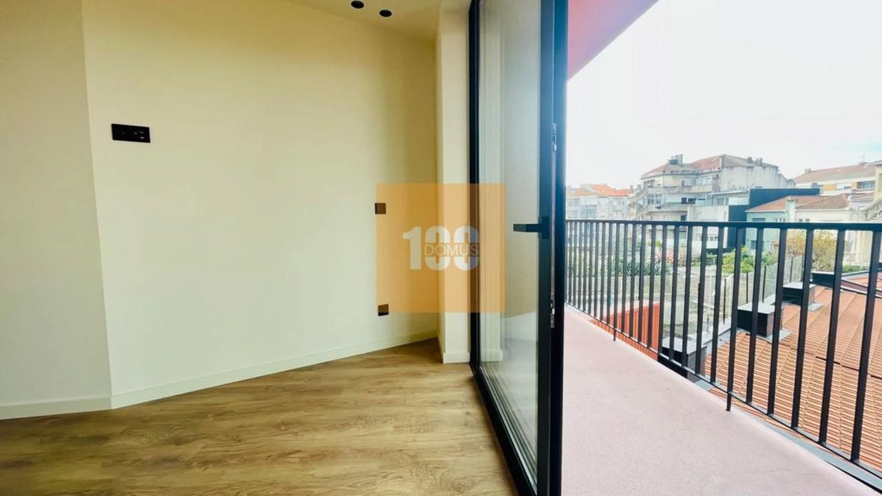 Apartamento T1 para Arrendamento em Bonfim Foto 22