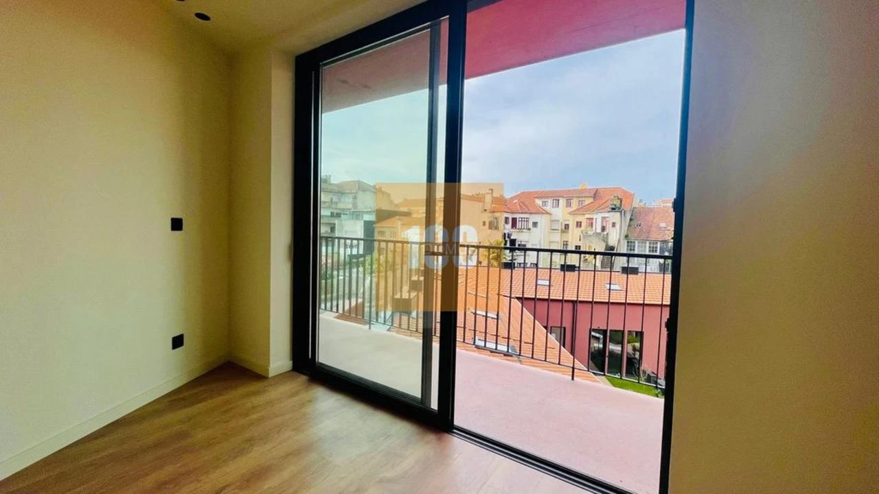 Apartamento T1 para Arrendamento em Bonfim Foto 21