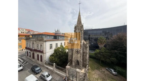 Apartamento T2 para Arrendamento em Cedofeita, Santo Ildefonso, Sé, Miragaia, São Nicolau e Vitória