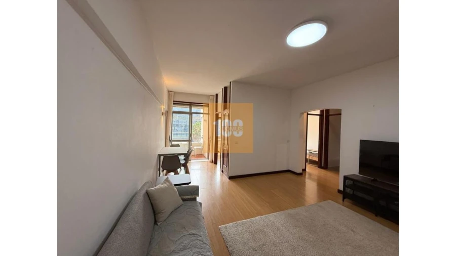 Apartamento T2 para Arrendamento em Cedofeita, Santo Ildefonso, Sé, Miragaia, São Nicolau e Vitória Foto 8