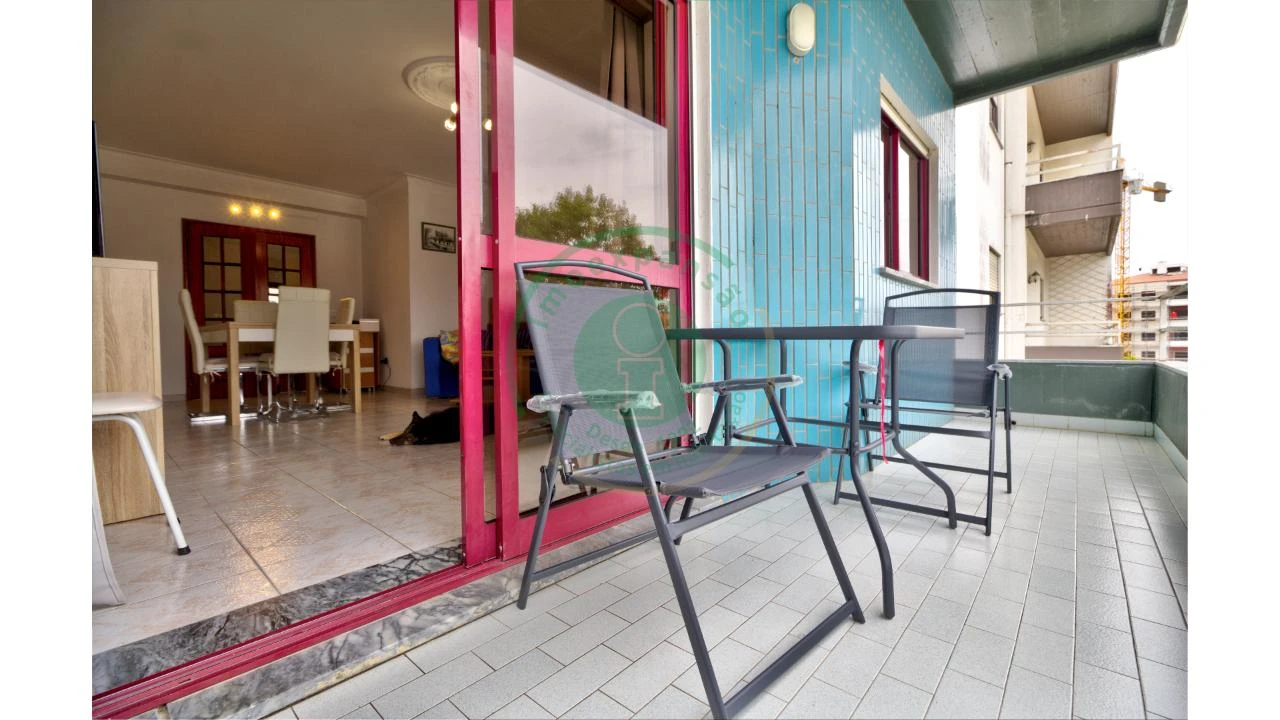 Apartamento T3 para Venda em Tavarede Foto 5