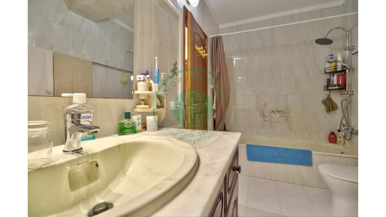 Apartamento T3 para Venda em Tavarede Foto 17