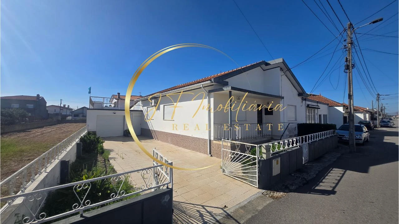Moradia T4 para Venda em Gafanha da Nazaré Foto 1