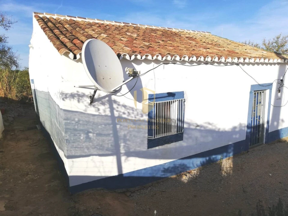 Moradia T2 para Venda em Santa Catarina da Fonte do Bispo Foto 9