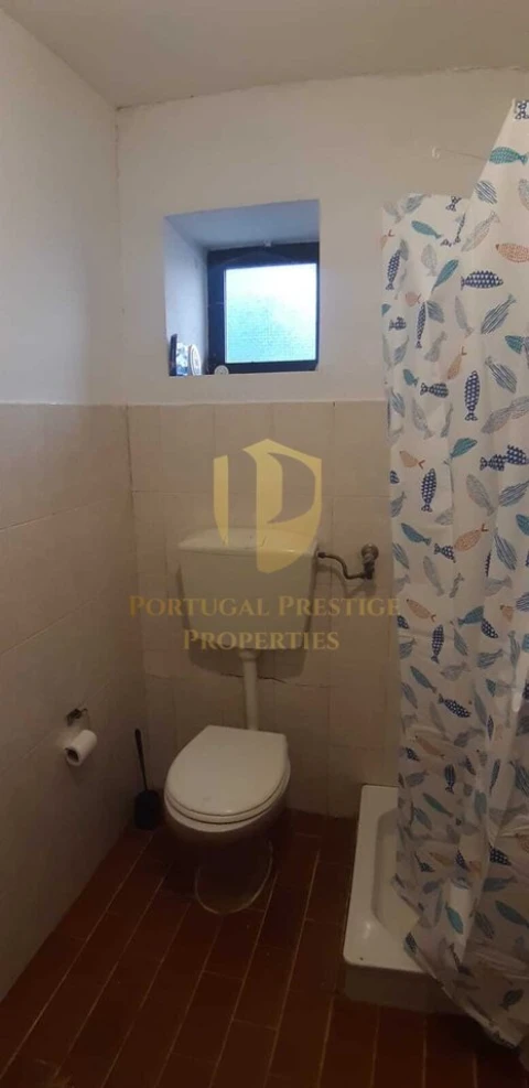 Moradia T2 para Venda em Santa Catarina da Fonte do Bispo