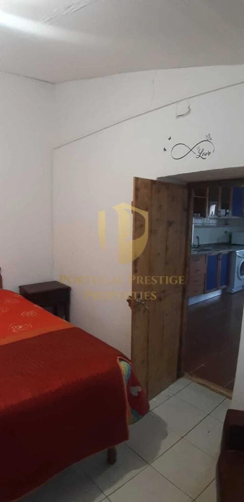 Moradia T2 para Venda em Santa Catarina da Fonte do Bispo