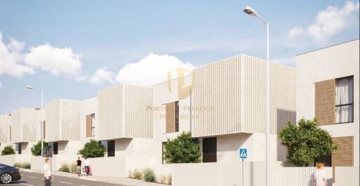 Moradia T3 para Venda em Moncarapacho e Fuseta