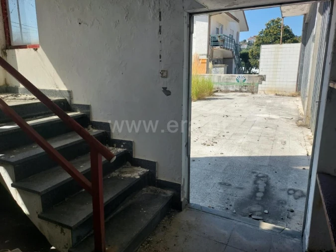 Armazém para Venda em Fiães Foto 20