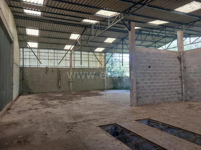 Armazém para Venda em Fiães Foto 5