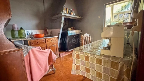 Quinta T3 para Venda em Santa Cruz do Douro e São Tomé de Covelas