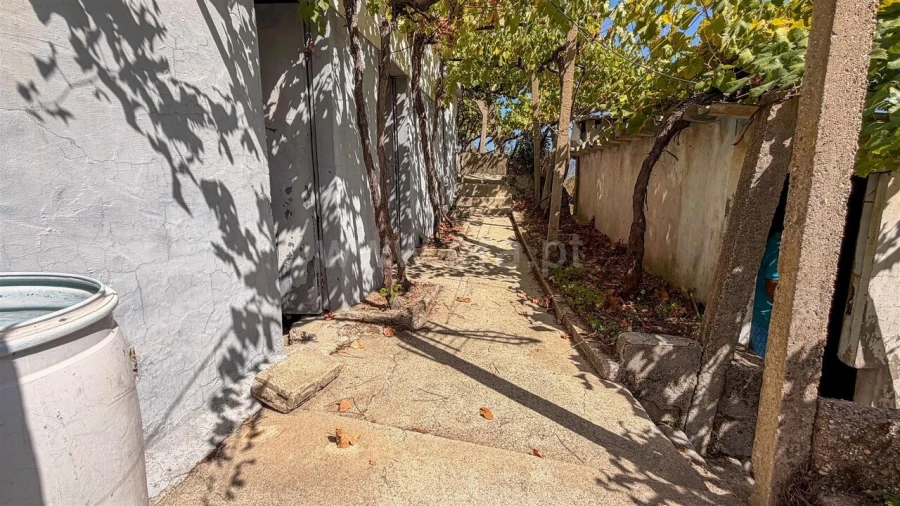 Quinta T3 para Venda em Santa Cruz do Douro e São Tomé de Covelas Foto 12