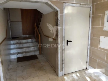 Apartamento T3 para Venda em Marvila, Ribeira Santarém, São Salvador, São Nicolau