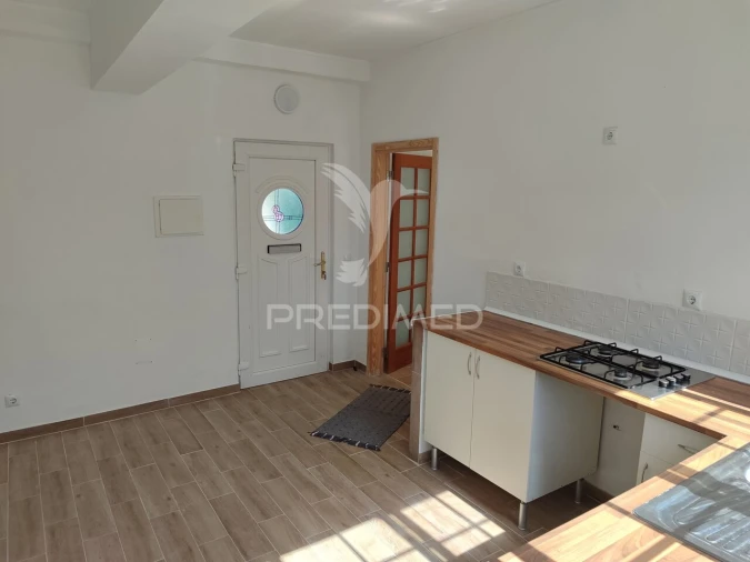 Moradia T2 para Venda em Alpiarça Foto 3