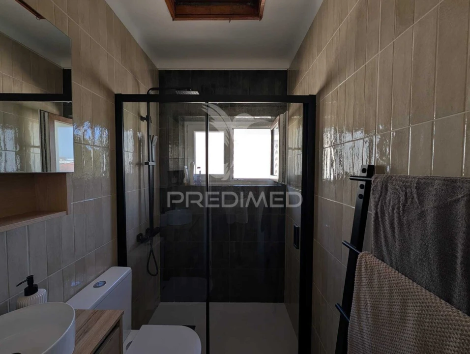 Apartamento T2 para Venda em Mafamude e Vilar do Paraíso Foto 12