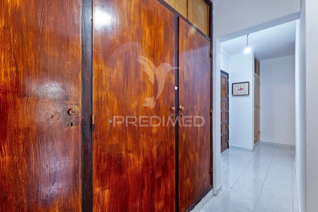 Apartamento T2 para Venda em Corroios Foto 13