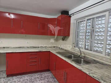 Moradia T3 para Venda em Olalhas