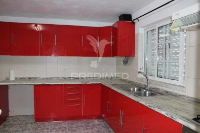 Moradia T3 para Venda em Olalhas