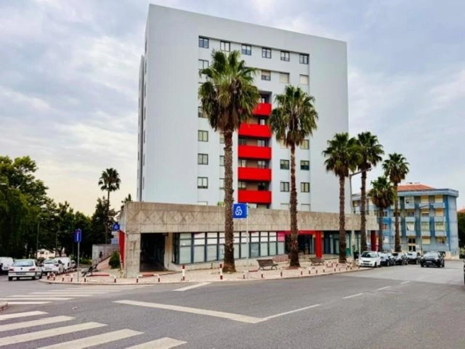 Loja para Venda em Ramada e Caneças Foto 1