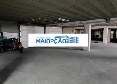 Garagem para Venda em Pataias e Martingança