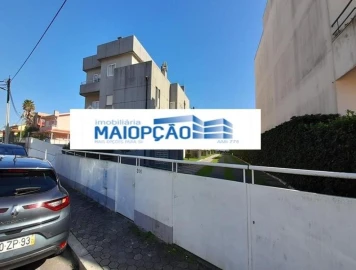 Garagem para Venda em Madalena