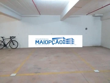 Garagem para Venda em Arroios