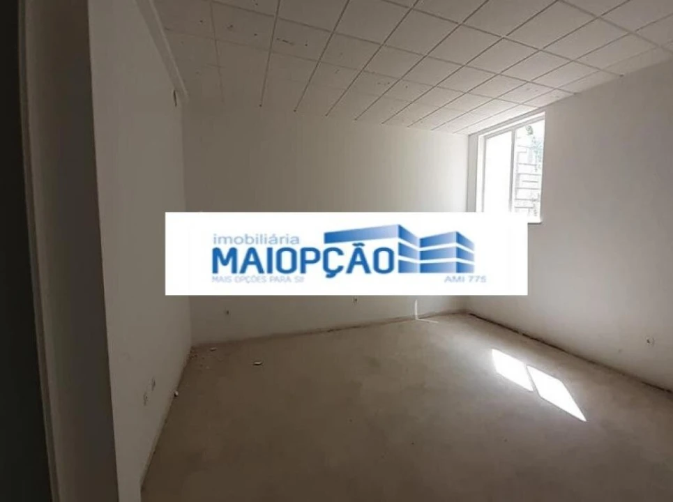 Loja para Venda em Moimenta da Beira Foto 5