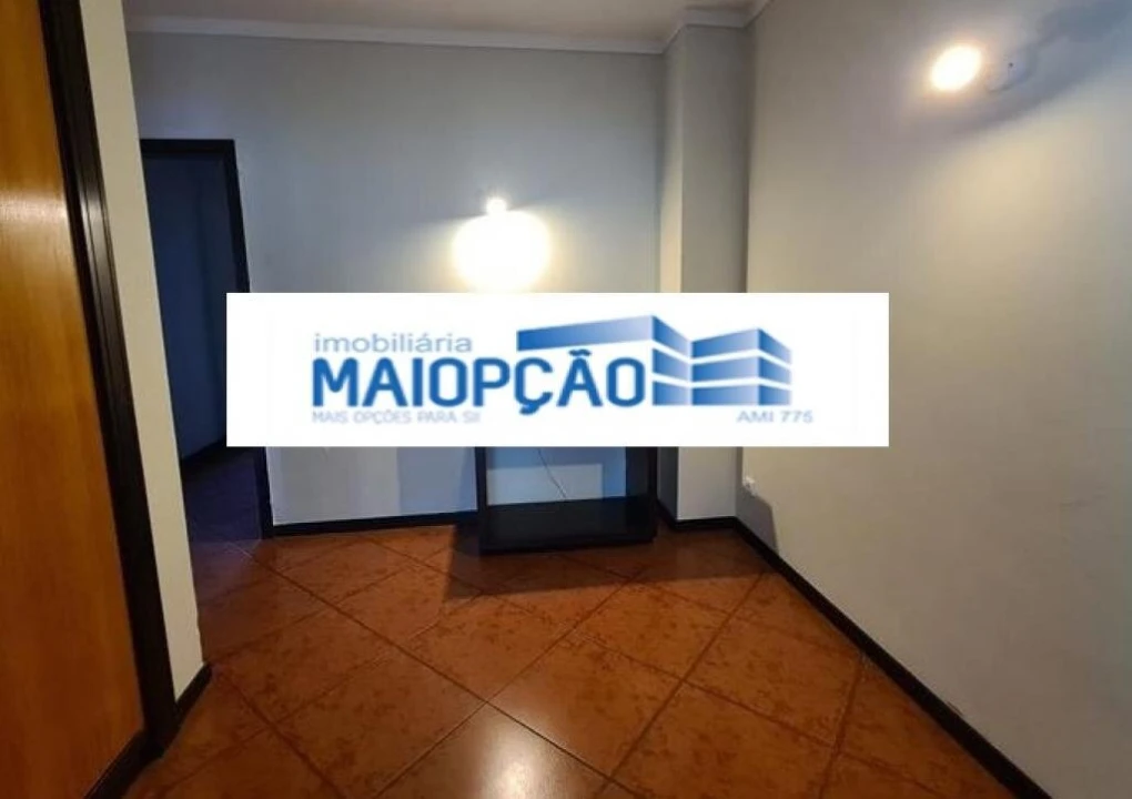 Apartamento T1 para Venda em Albufeira e Olhos de Água Foto 1