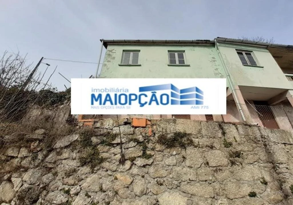 Moradia T2 para Venda em Castro Daire Foto 1