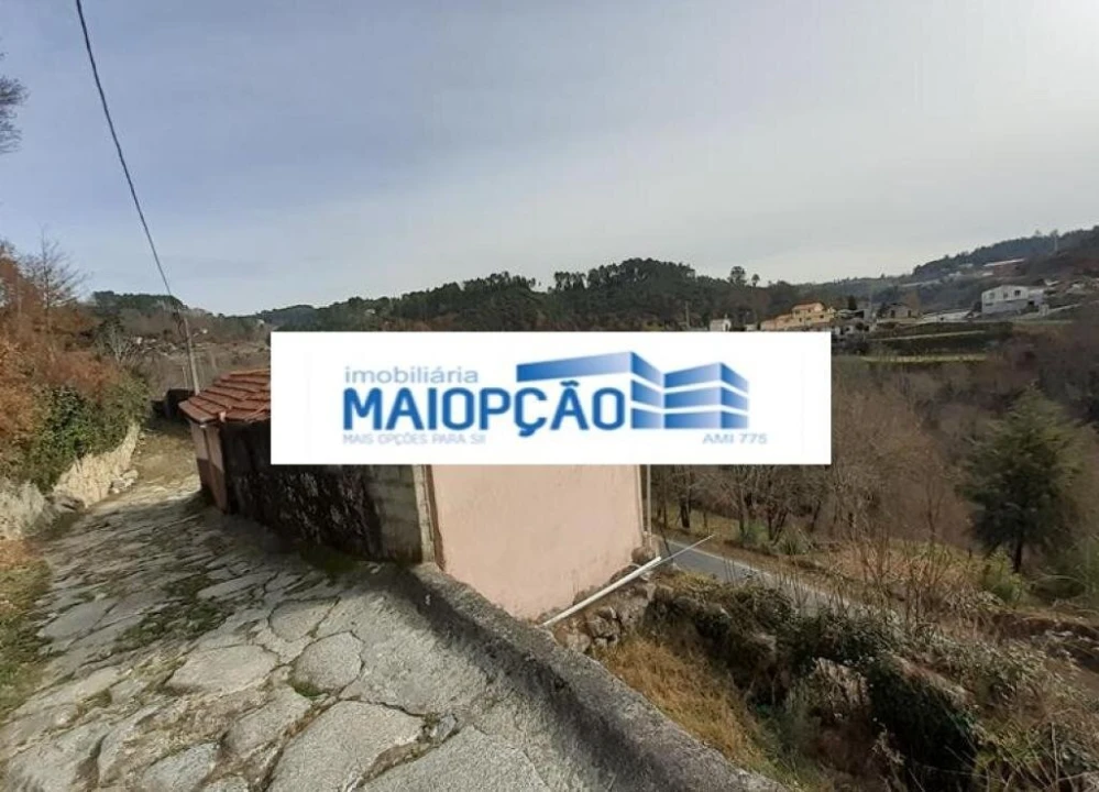 Moradia T2 para Venda em Castro Daire Foto 4