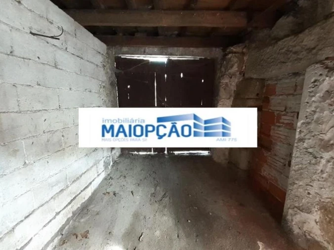 Moradia T2 para Venda em Castro Daire Foto 3