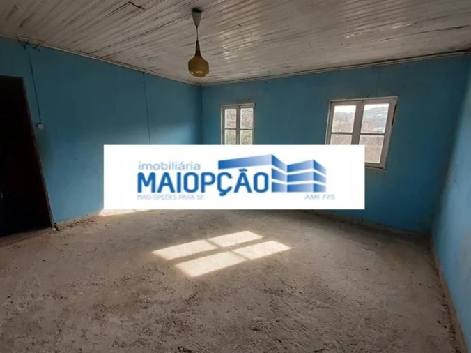Moradia T2 para Venda em Castro Daire Foto 5