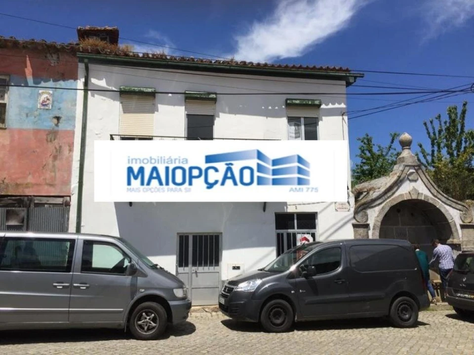 Moradia T2 para Venda em Alverca da Beira/Bouça Cova Foto 1