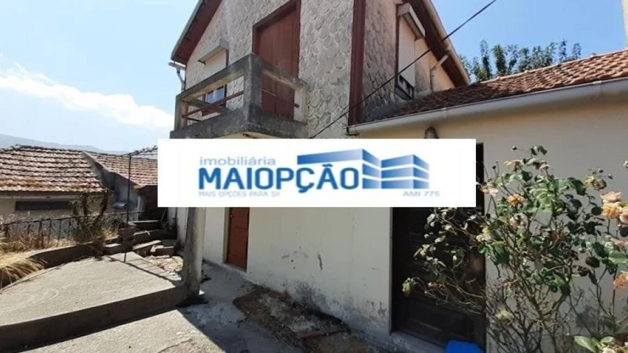 Moradia T5 para Venda em São Cipriano