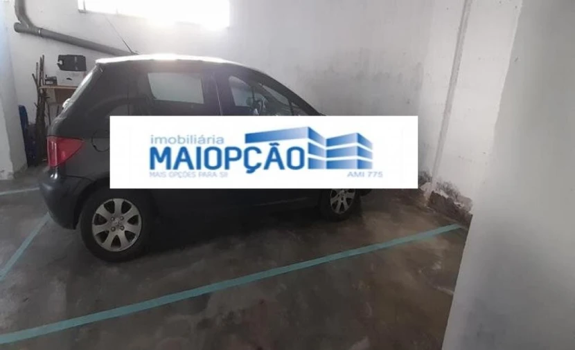 Garagem para Venda em Santa Comba Dão e Couto do Mosteiro Foto 5
