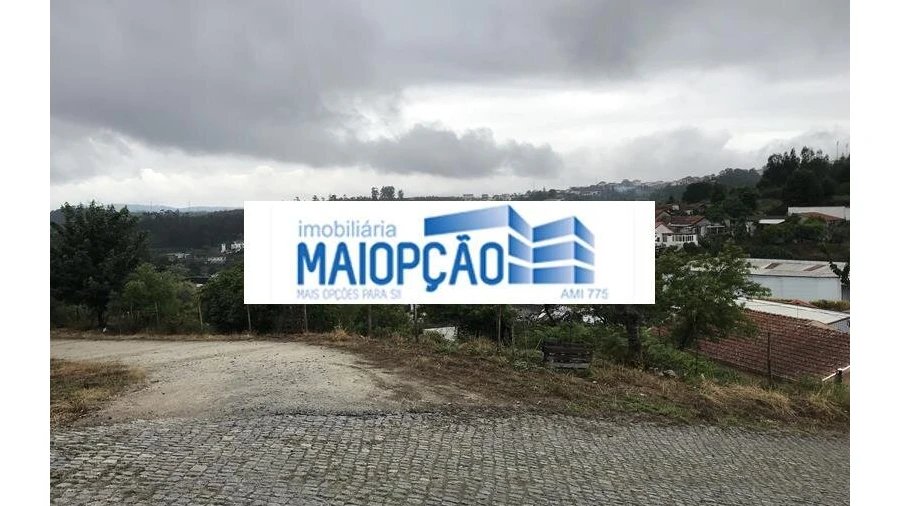 Terreno para Venda em Lordelo