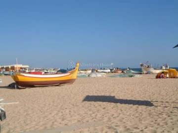 Terreno para Venda em Alcantarilha e Pêra
