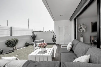 Moradia T3 para Venda em Ferreiras