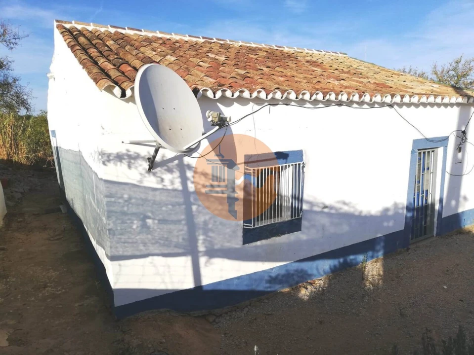 Moradia T2 para Venda em Santa Catarina da Fonte do Bispo Foto 9